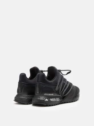 Adidas X Moon Boot Black Ultraboost 1.0 låga sneakers